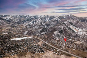 Beautifully Updated PC condo w Pool, Hot Tub, Gym! Park City